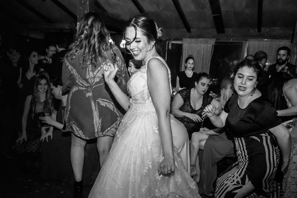 noiva na festa casamento Utopica Eventos