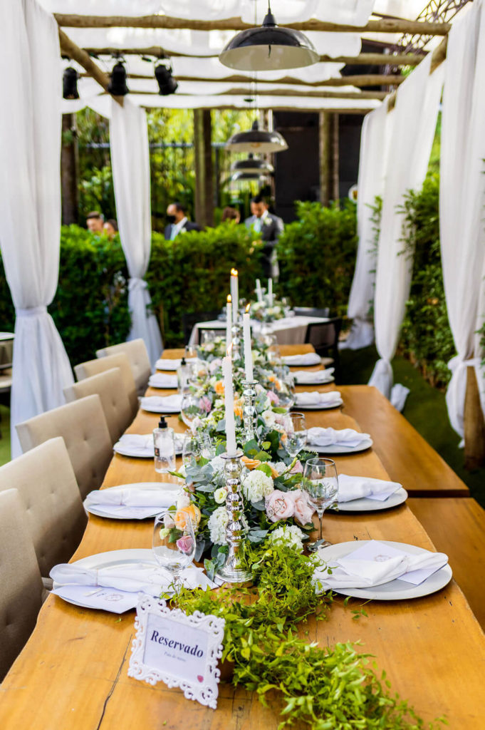 decoração mini wedding no restaurante O Conde