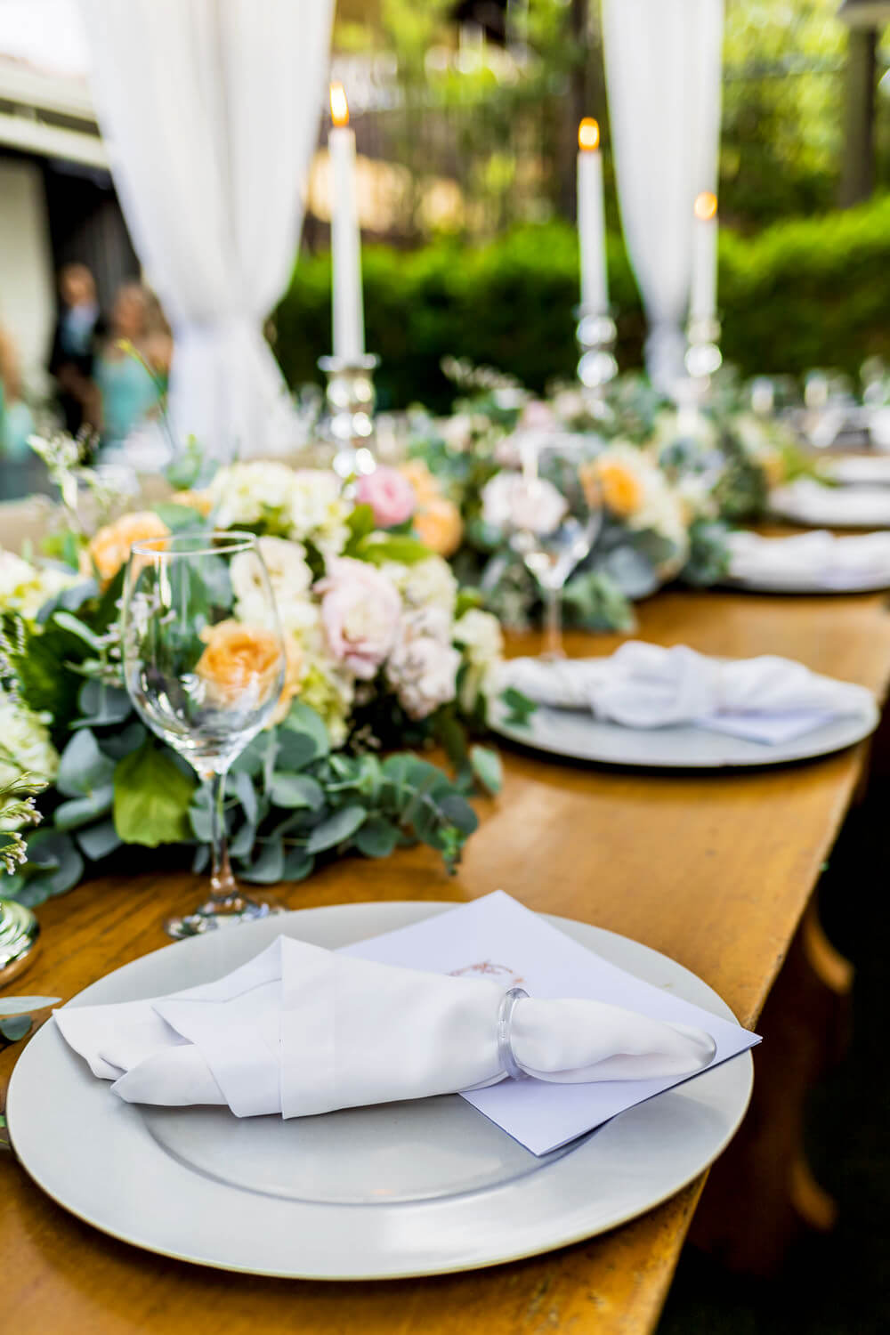 decoração em mini wedding no restaurante O Conde