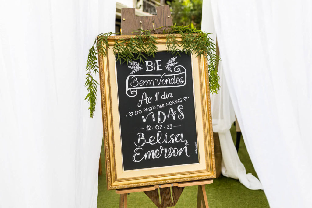 placa de boas vindas em mini wedding no restaurante o Conde