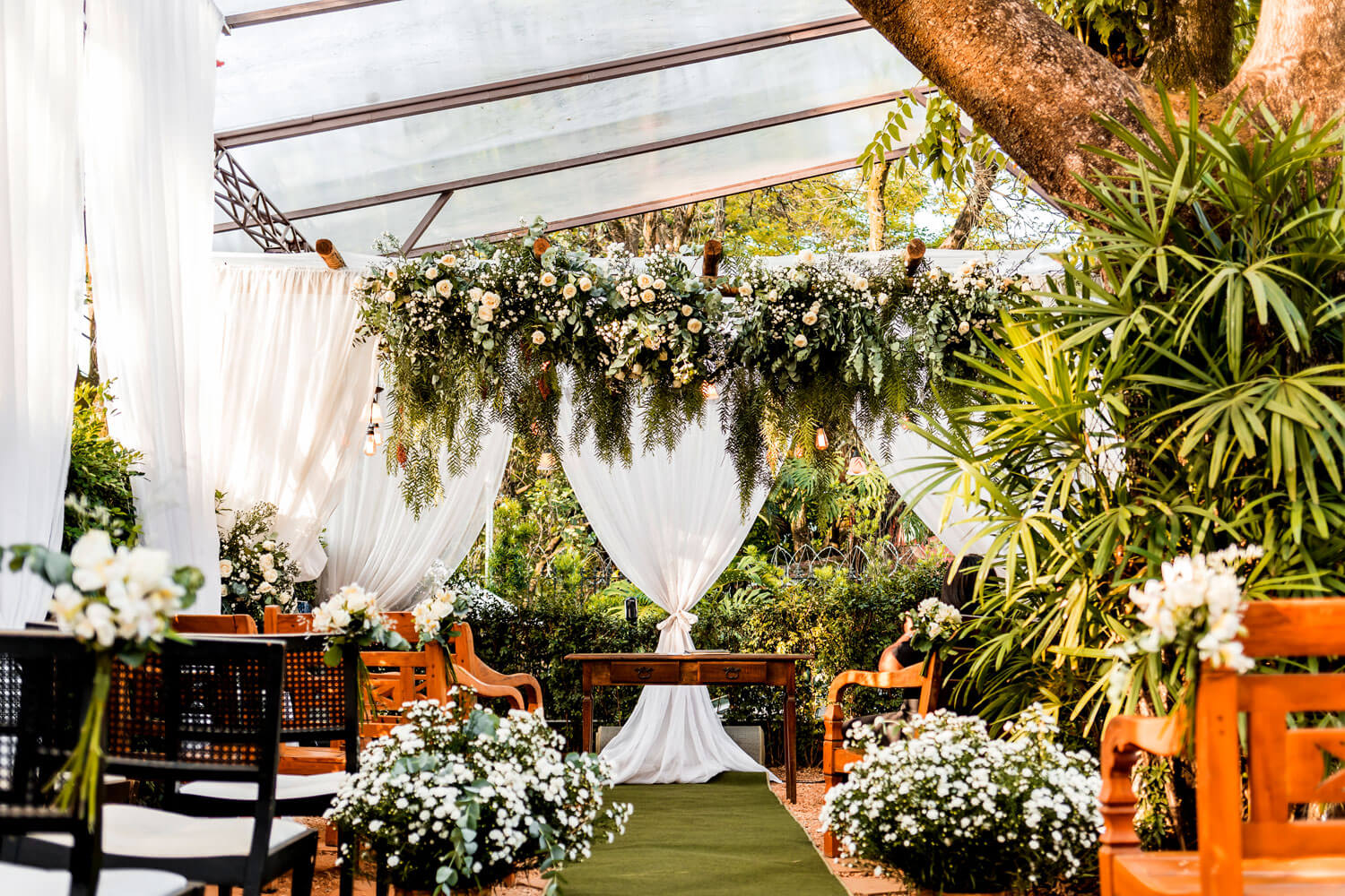 Decoração de Mini Wedding no restaurante O Conde, em BH