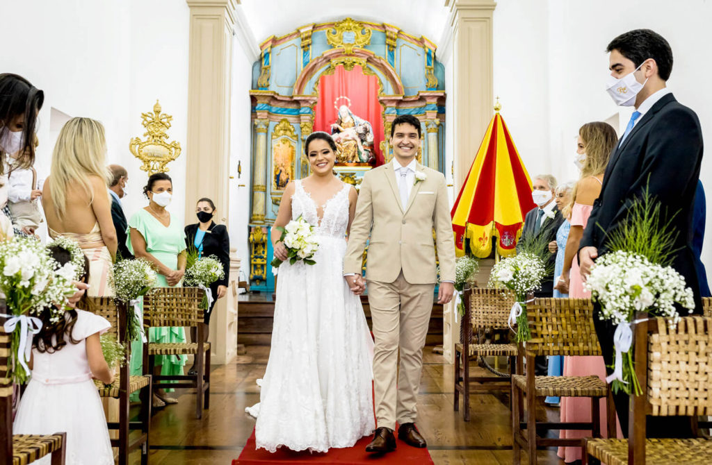 saída dos noivos em casamento no Santuário de Nossa Senhora da Piedade