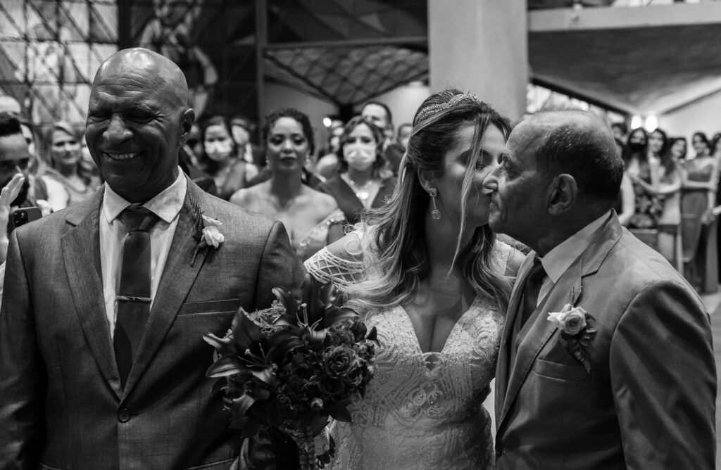 Casamento na Paróquia Nossa Senhora de Fátima, na Praça da Assembléia, em BH