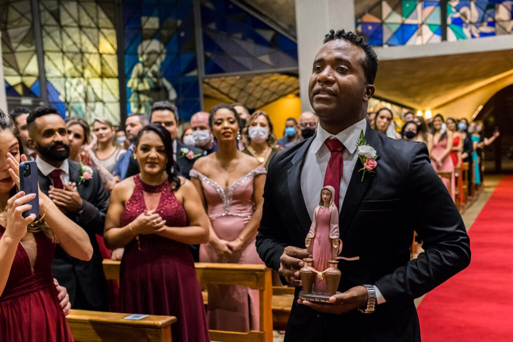 Casamento na Paróquia Nossa Senhora de Fátima, na Praça da Assembléia, em BH