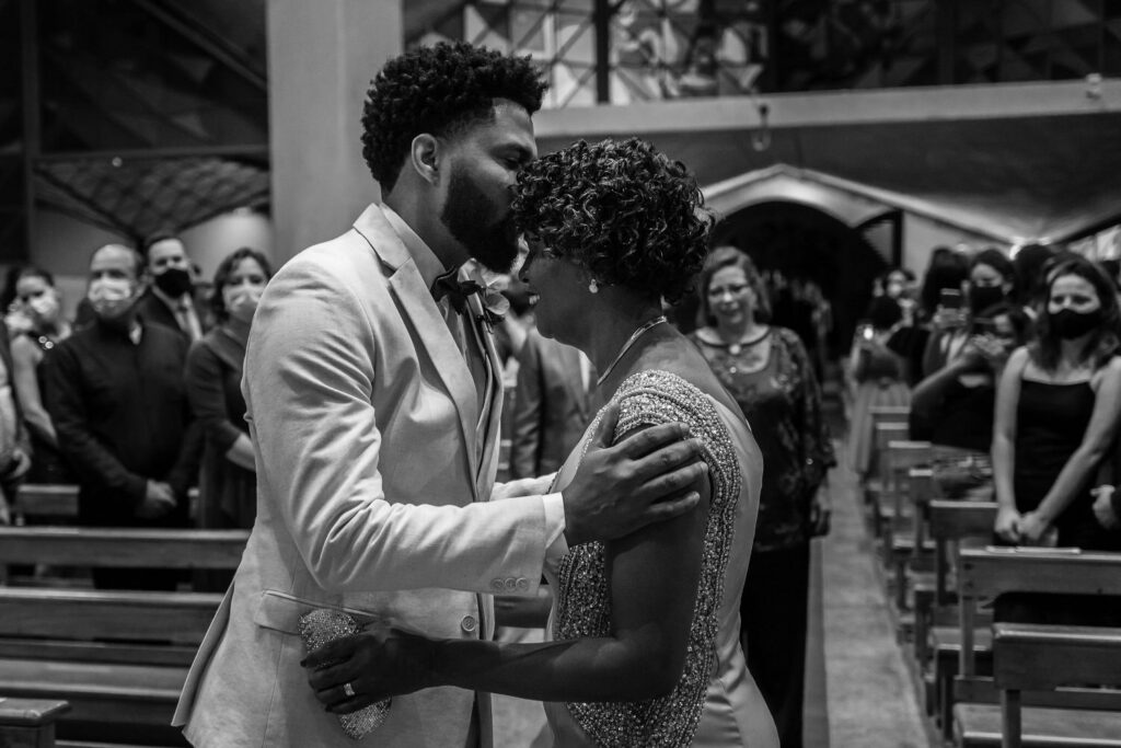 Casamento na Paróquia Nossa Senhora de Fátima, na Praça da Assembléia, em BH