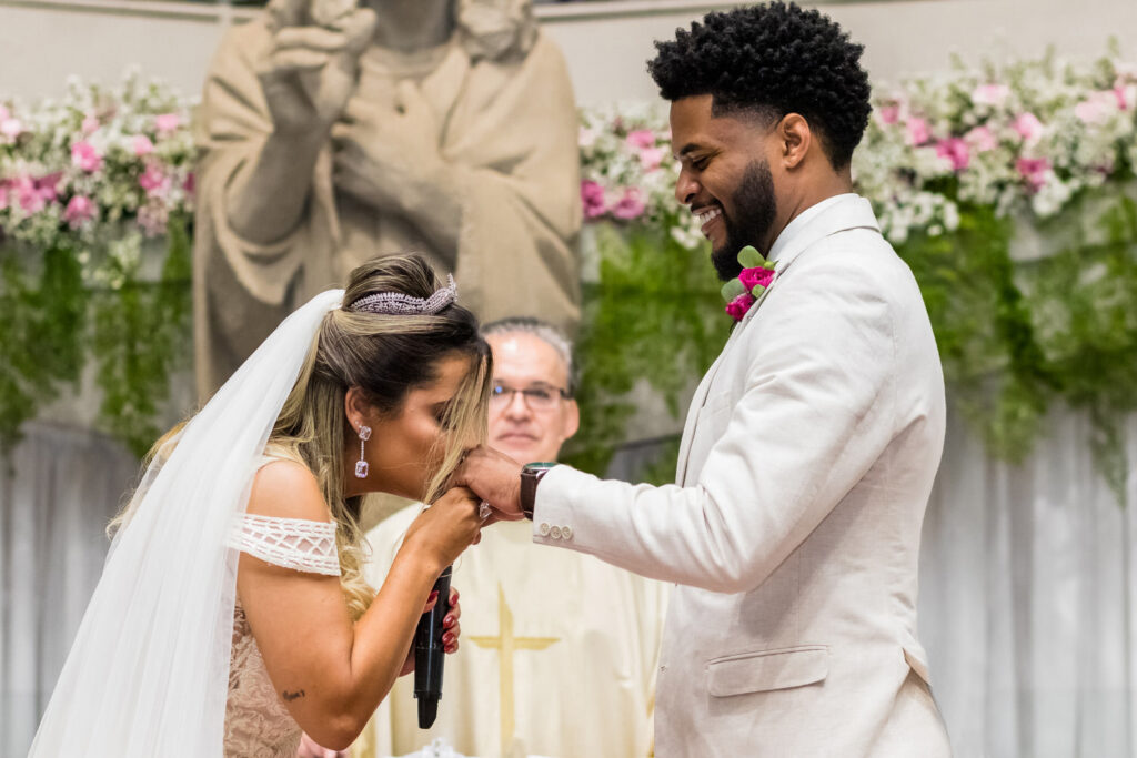Casamento na Paróquia Nossa Senhora de Fátima, na Praça da Assembléia, em BH