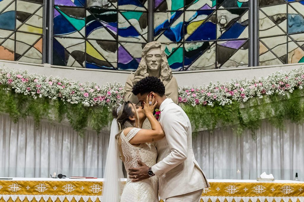 Casamento na Paróquia Nossa Senhora de Fátima, na Praça da Assembléia, em BH