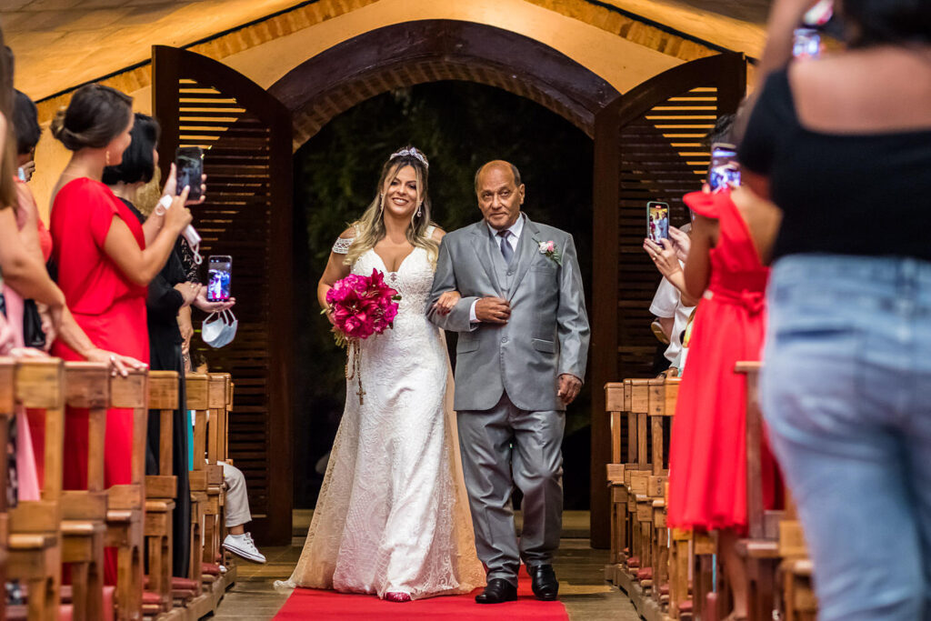 Casamento na Paróquia Nossa Senhora de Fátima, na Praça da Assembléia, em BH