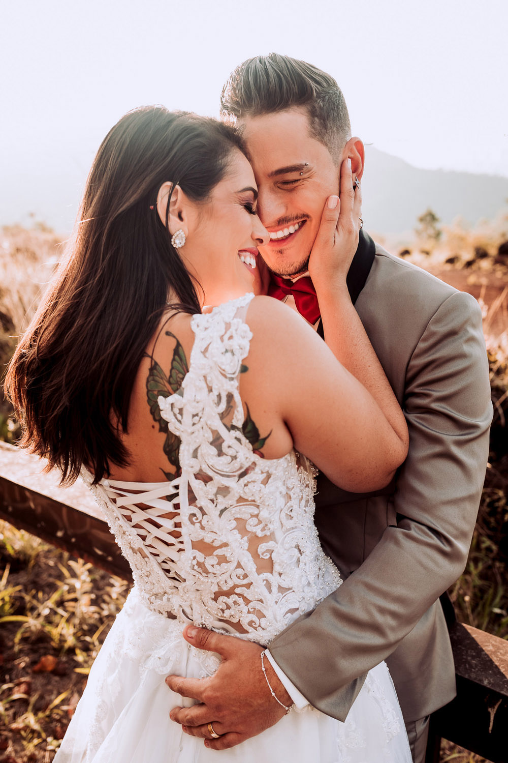 Ensaio pos wedding na Linha de Trem - Parque Linear - Belvedere, em BH