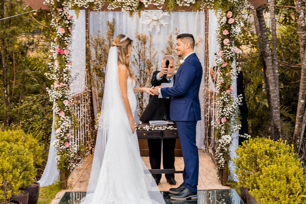 Casamento ao ar livre no Lake House Pampulha