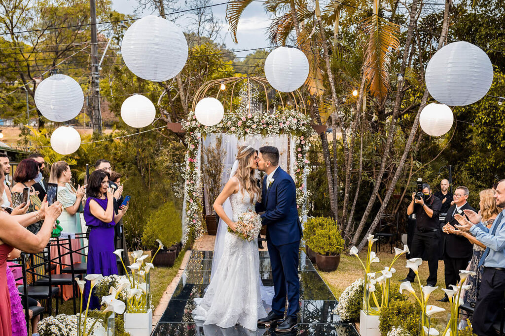Casamento ao ar livre no Lake House Pampulha