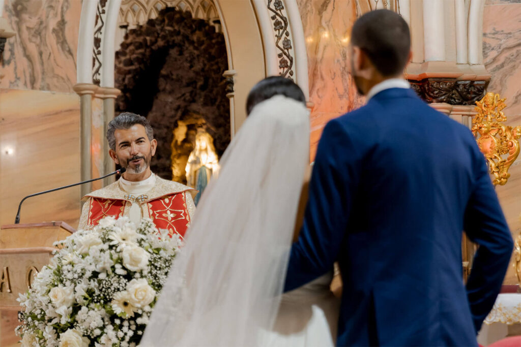 Casamento na Basílica Nossa Senhora de Lourde, em Belo Horizonte/MG