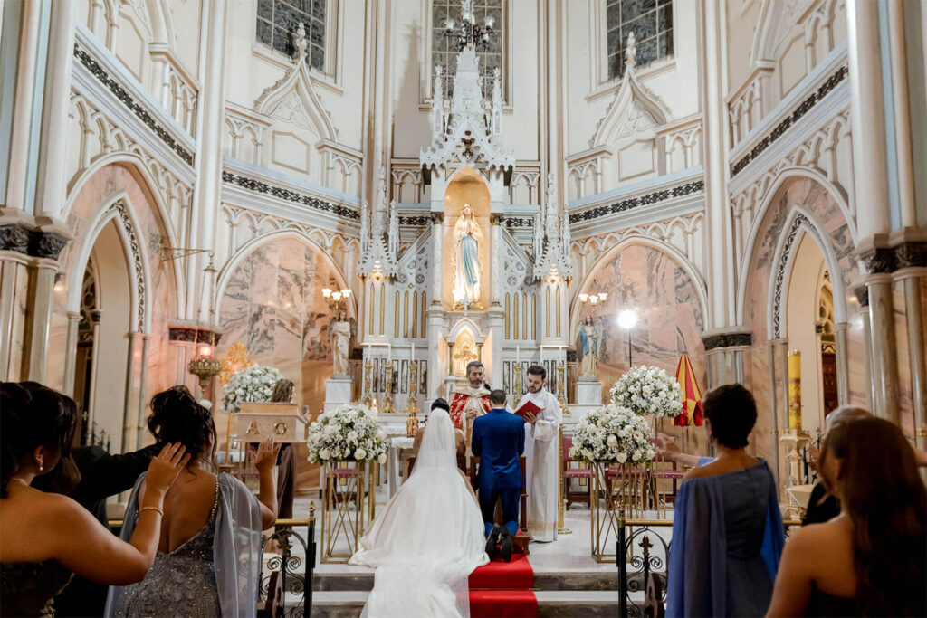 Casamento na Basílica Nossa Senhora de Lourde, em Belo Horizonte/MG